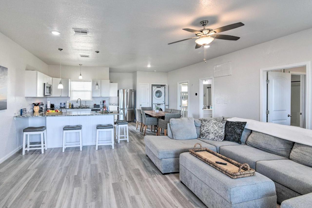 Surfside Beach Retreat With Deck And Ocean Views Dış mekan fotoğraf