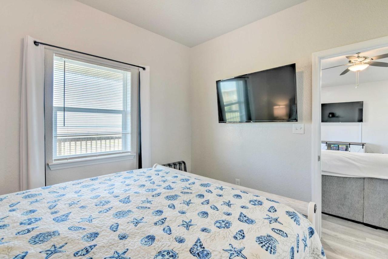 Surfside Beach Retreat With Deck And Ocean Views Dış mekan fotoğraf