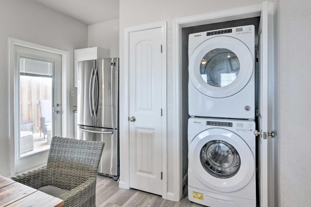 Surfside Beach Retreat With Deck And Ocean Views Dış mekan fotoğraf