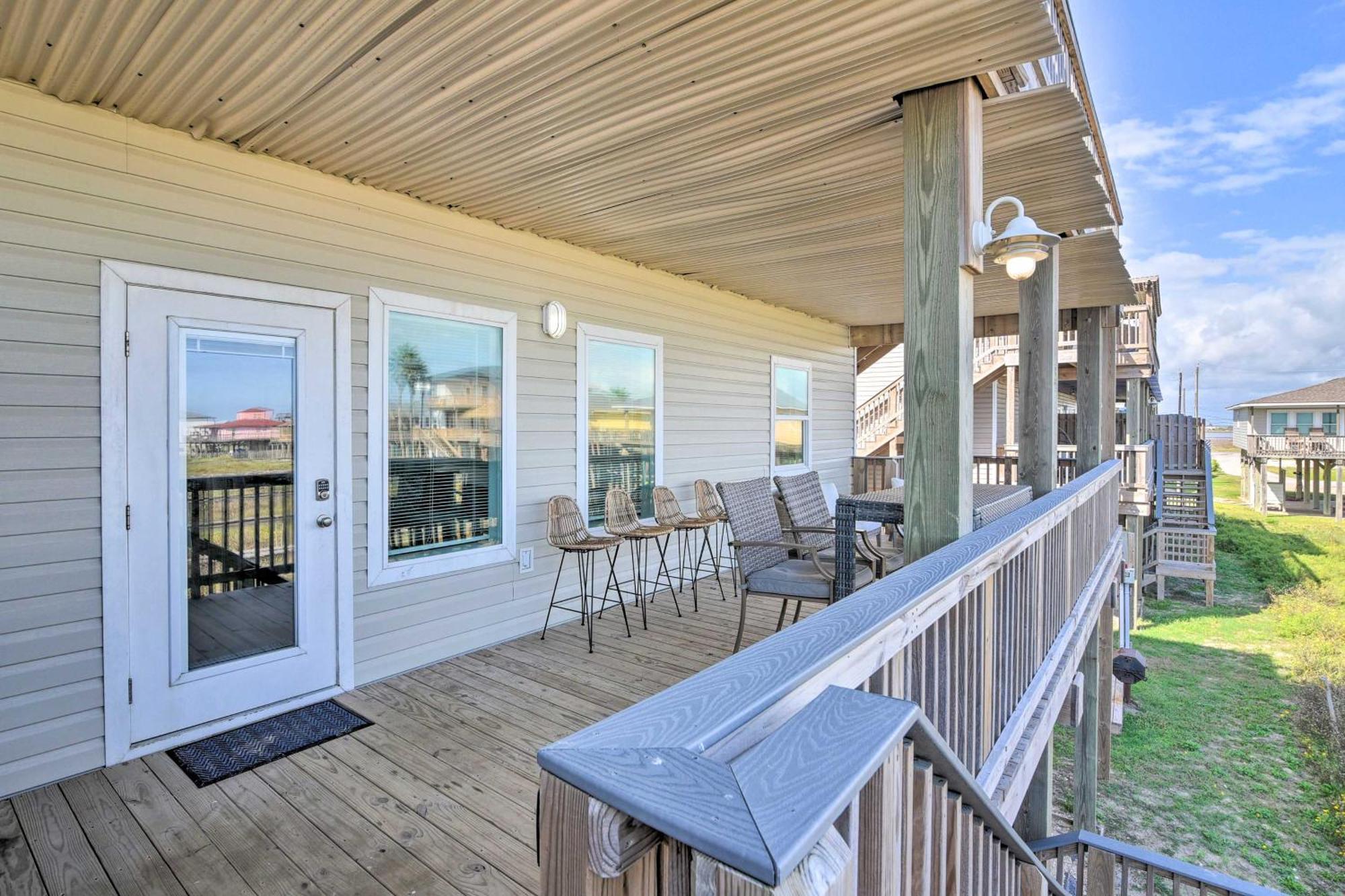 Surfside Beach Retreat With Deck And Ocean Views Dış mekan fotoğraf