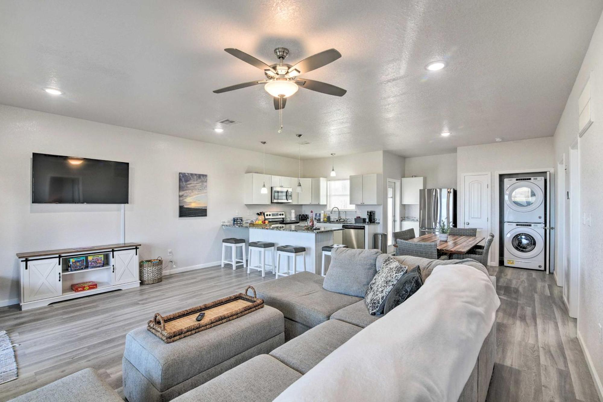 Surfside Beach Retreat With Deck And Ocean Views Dış mekan fotoğraf
